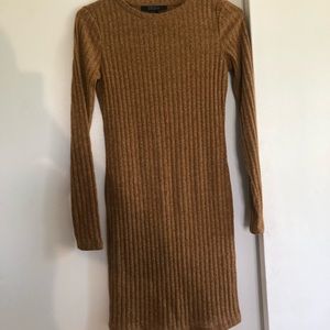 Long sleeve bodycon dress